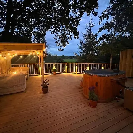 The Pines Treehouse At Treetops Hideouts Richmond (North Yorkshire)