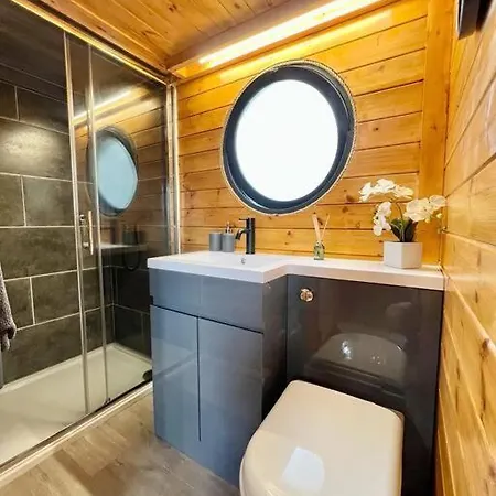 The Pines Treehouse At Treetops Hideouts Prázdninový dům