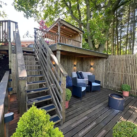The Pines Treehouse At Treetops Hideouts Holiday home Richmond (North Yorkshire)